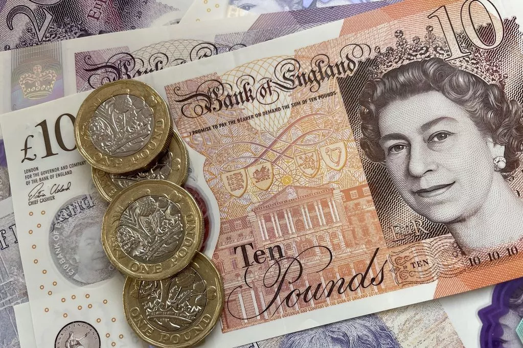 NS&I Issues Warning: What Premium Bond Holders Need to Know